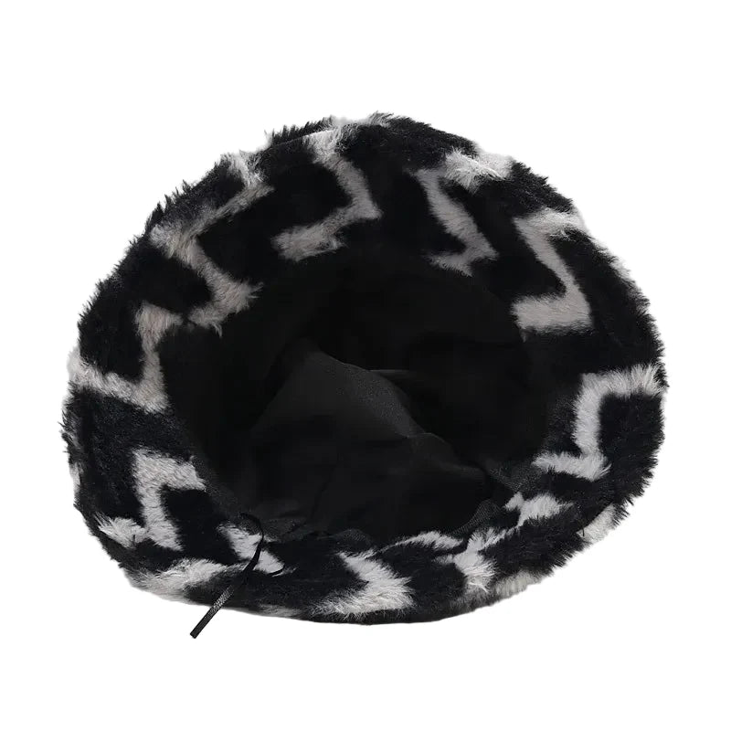 Lightnings Winter Fur Bucket Hat