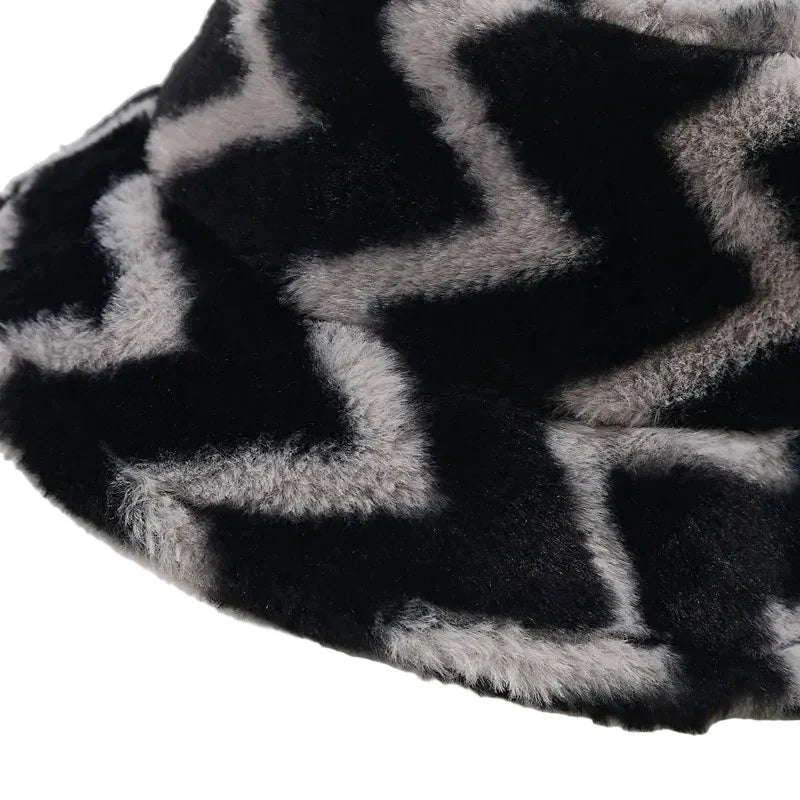 Lightnings Winter Fur Bucket Hat