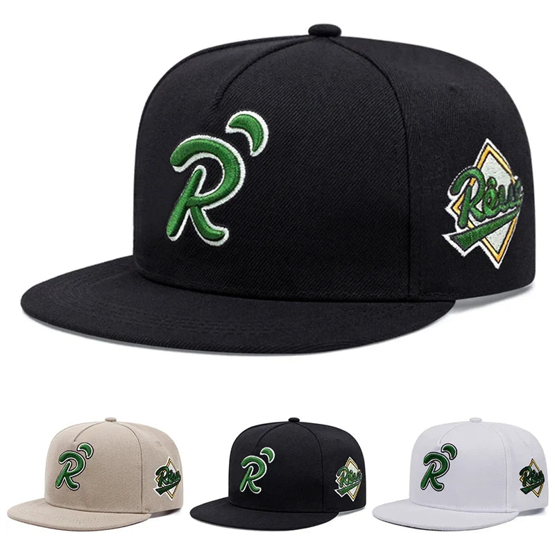 Rêus Adjustable Snapback Cap