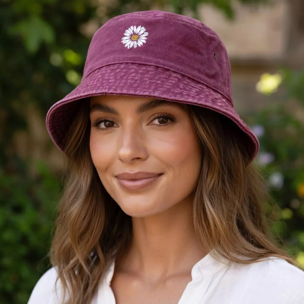 White Daisy Washed Cotton Bucket Hat